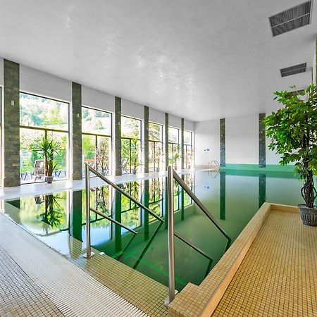 Hotel Olivia Medical Spa Skomielna Czarna エクステリア 写真