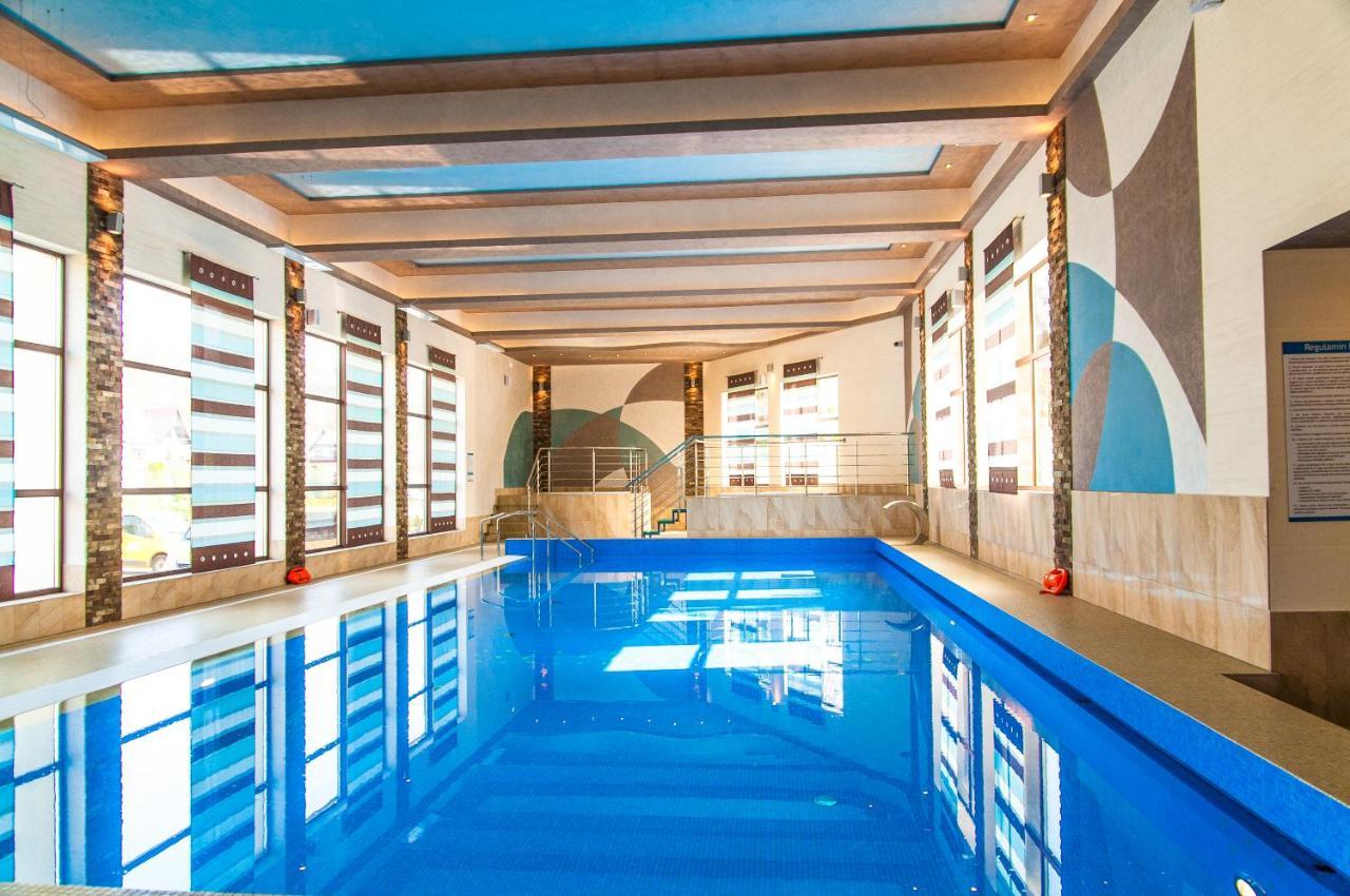 Hotel Olivia Medical Spa Skomielna Czarna エクステリア 写真